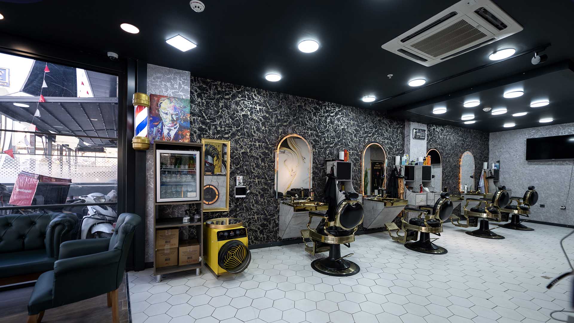 “Akıllı Saç Kesimi” Dönemi Başlıyor Dijital Teknoloji Kuaför Koltuğuna Taşınıyor